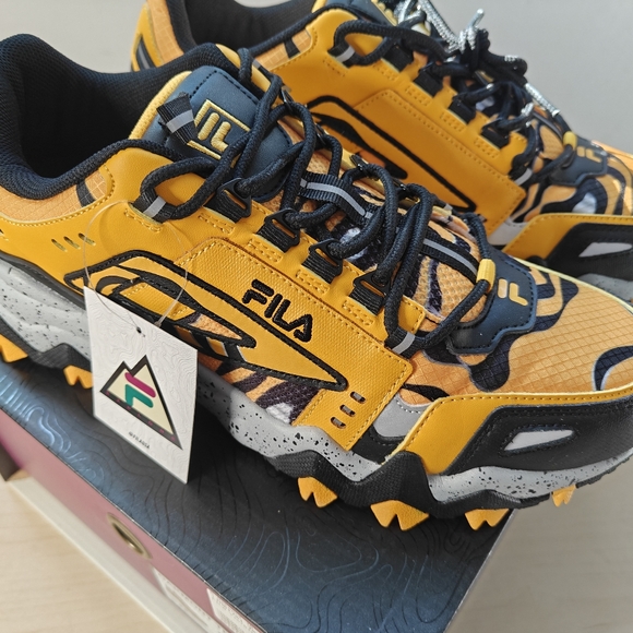 FILA Oakmont Trail Sneakers – Brand New with Tags - Picture 3 of 17